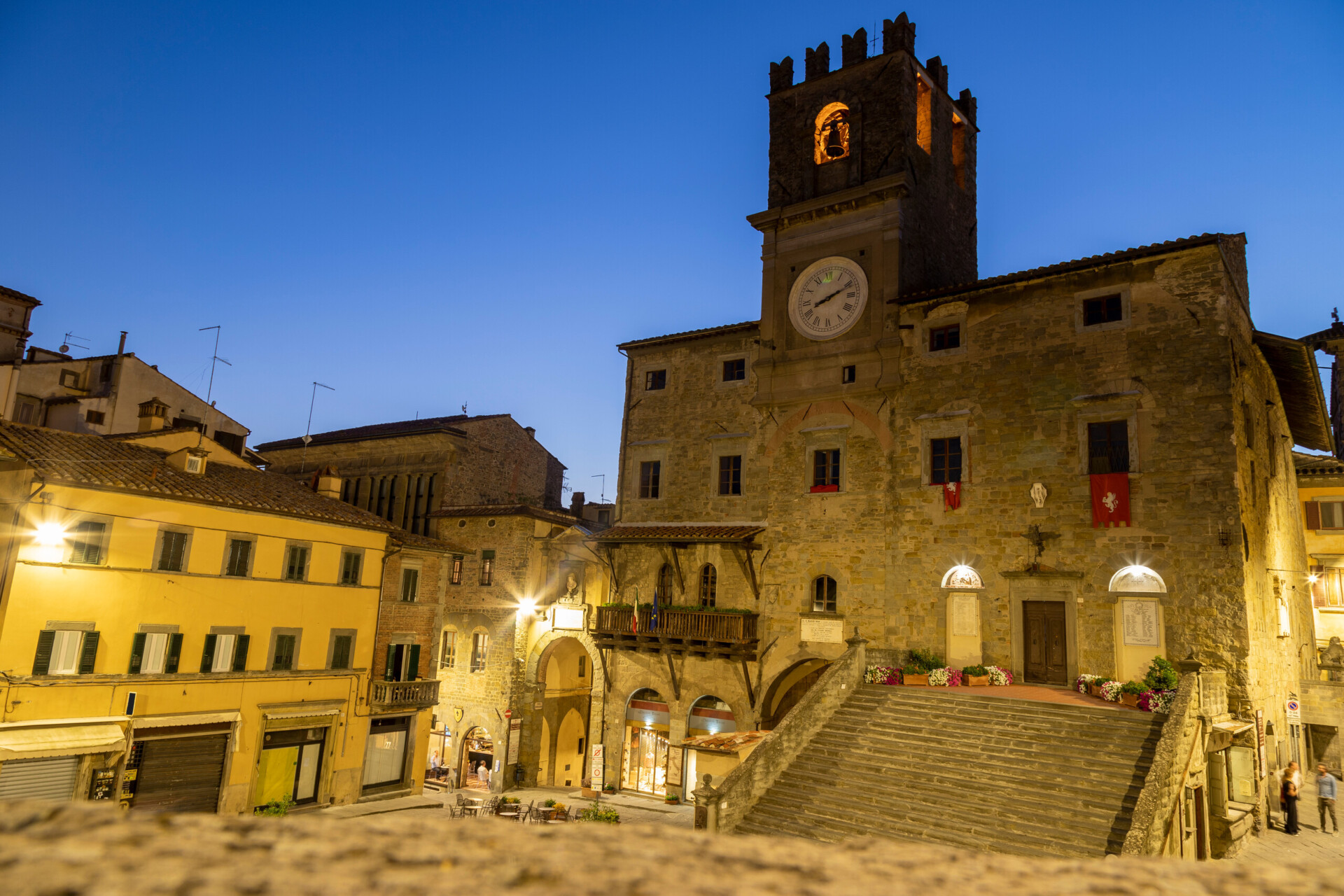 Night view of the town hall of Cortona site at the Republic Square.
