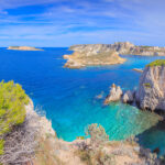 Wyspa Capraia — spokojne wakacje w Toskanii
